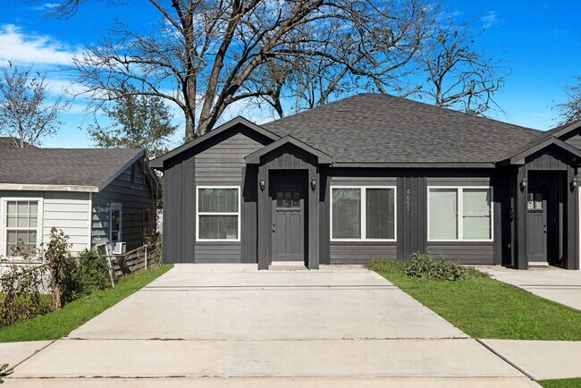 Foto del edificio - 4651 Mallow St