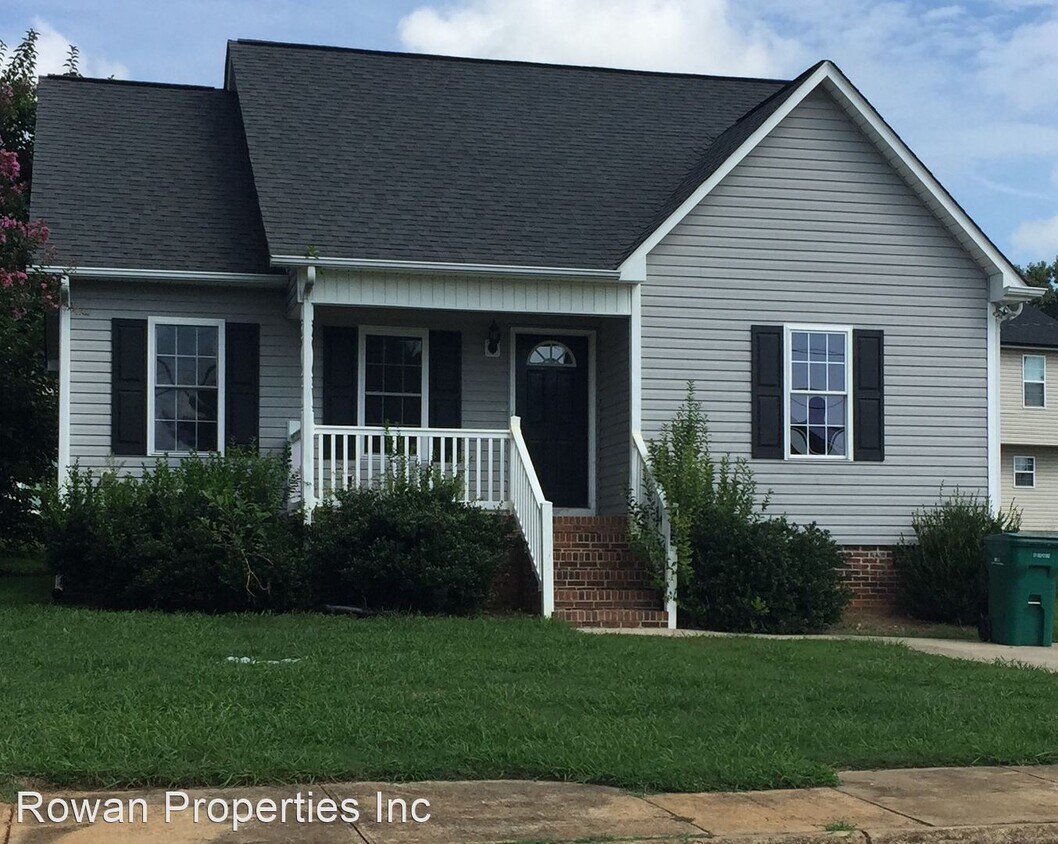 Primary Photo - 3 br, 2 bath House - 905 S Long Street