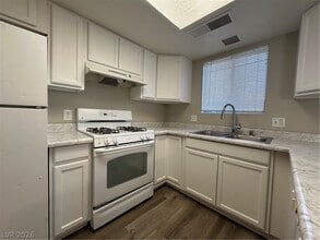 Building Photo - 181 Bel Port Dr