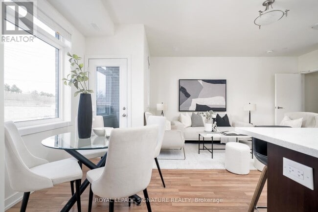 Building Photo - 370 Red Maple Rd