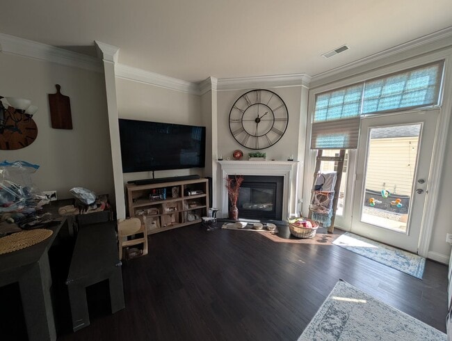 Photo - END UNIT STUNNER! Townhome