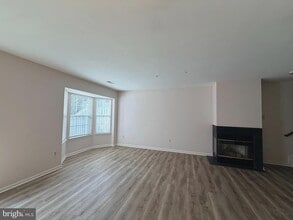 Building Photo - 8906 Mallard Ct