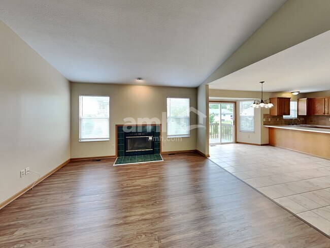Building Photo - 3846 Carriage Run Drive