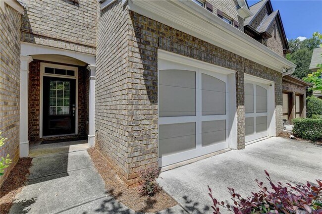 Foto del edificio - 2152 Greencrest Cir