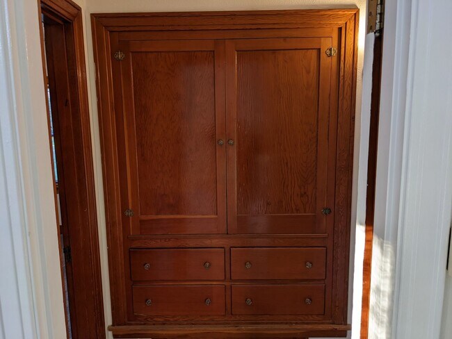 Foto del edificio - Large 3+ bedroom