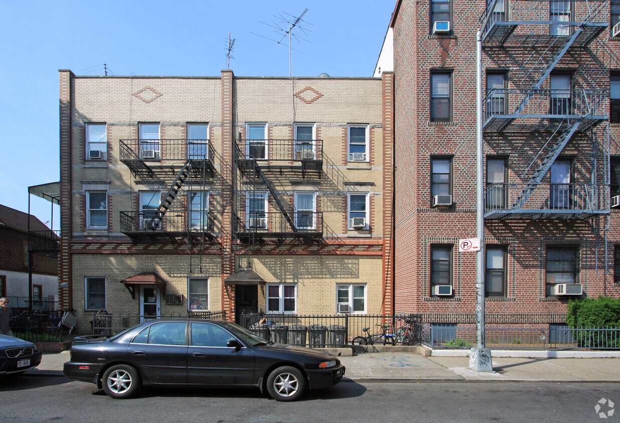 Building Photo - 1728 80th St