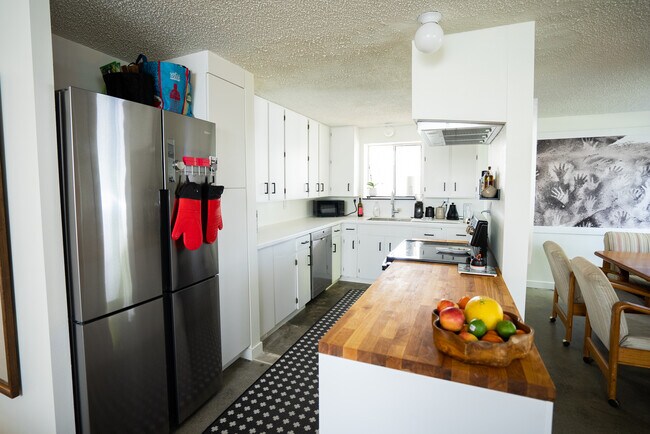 Foto del edificio - 957 NW 62nd St
