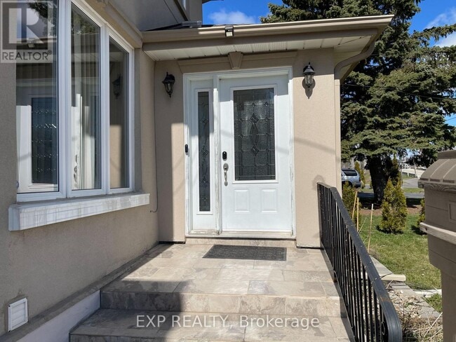 Building Photo - 1084 Haig Blvd