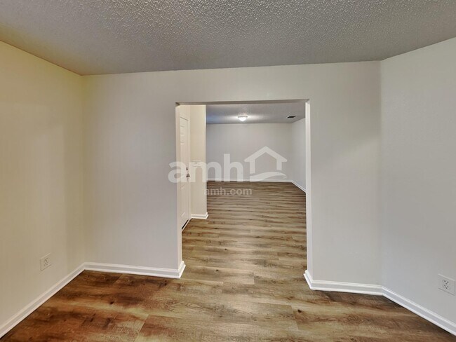 Building Photo - 9568 Watershed Dr N