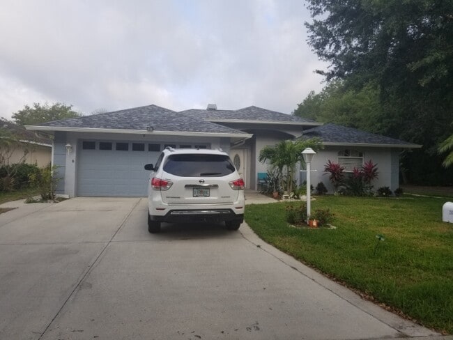 Photo - 2058 Old Trenton Ln House