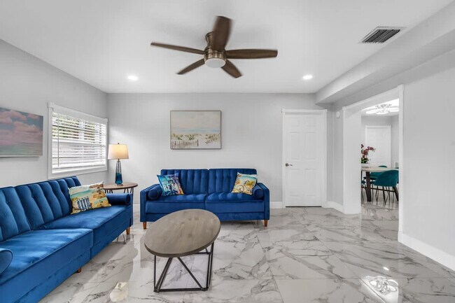 Foto del edificio - 340 SE 3rd Ct