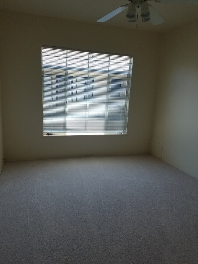 bedroom 1 - 9222 Beverly Blvd