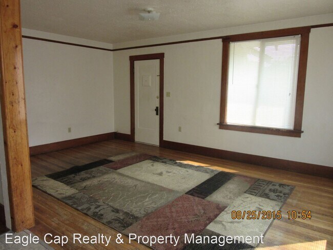 Building Photo - 3 br, 1 bath House - 2512 N 2nd Street