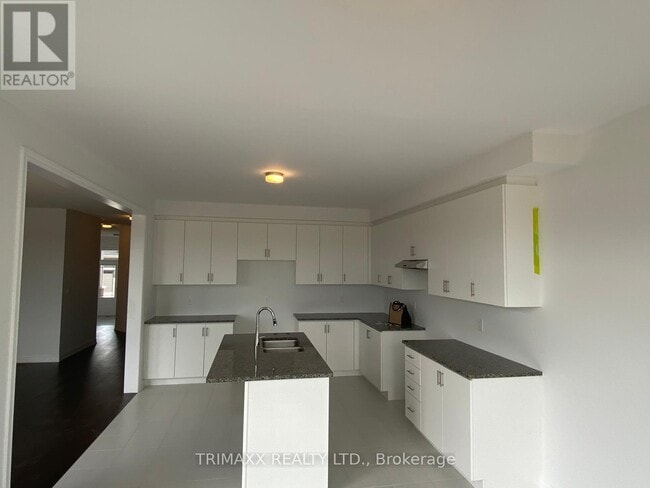 Building Photo - 22 Kingsbury Trl