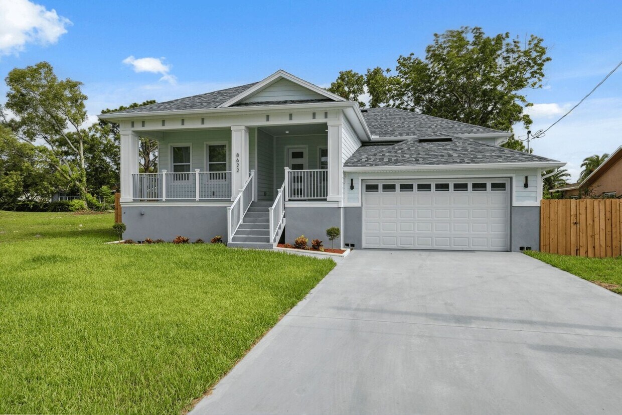 Foto principal - 8622 Inwood Dr