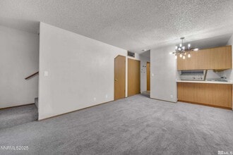 Building Photo - 4985 W 7th St