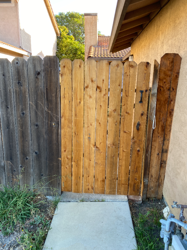 Building Photo - 2704 Almondwood Way