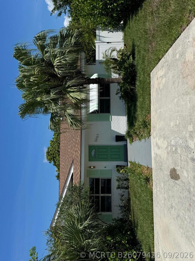 Foto del edificio - 3957 Harwood St