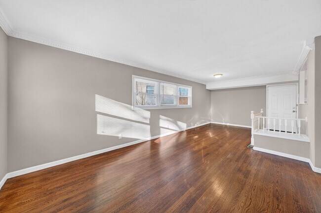 Foto del edificio - Spacious 3-Bedroom Home for Rent – Section 8 Welcome!