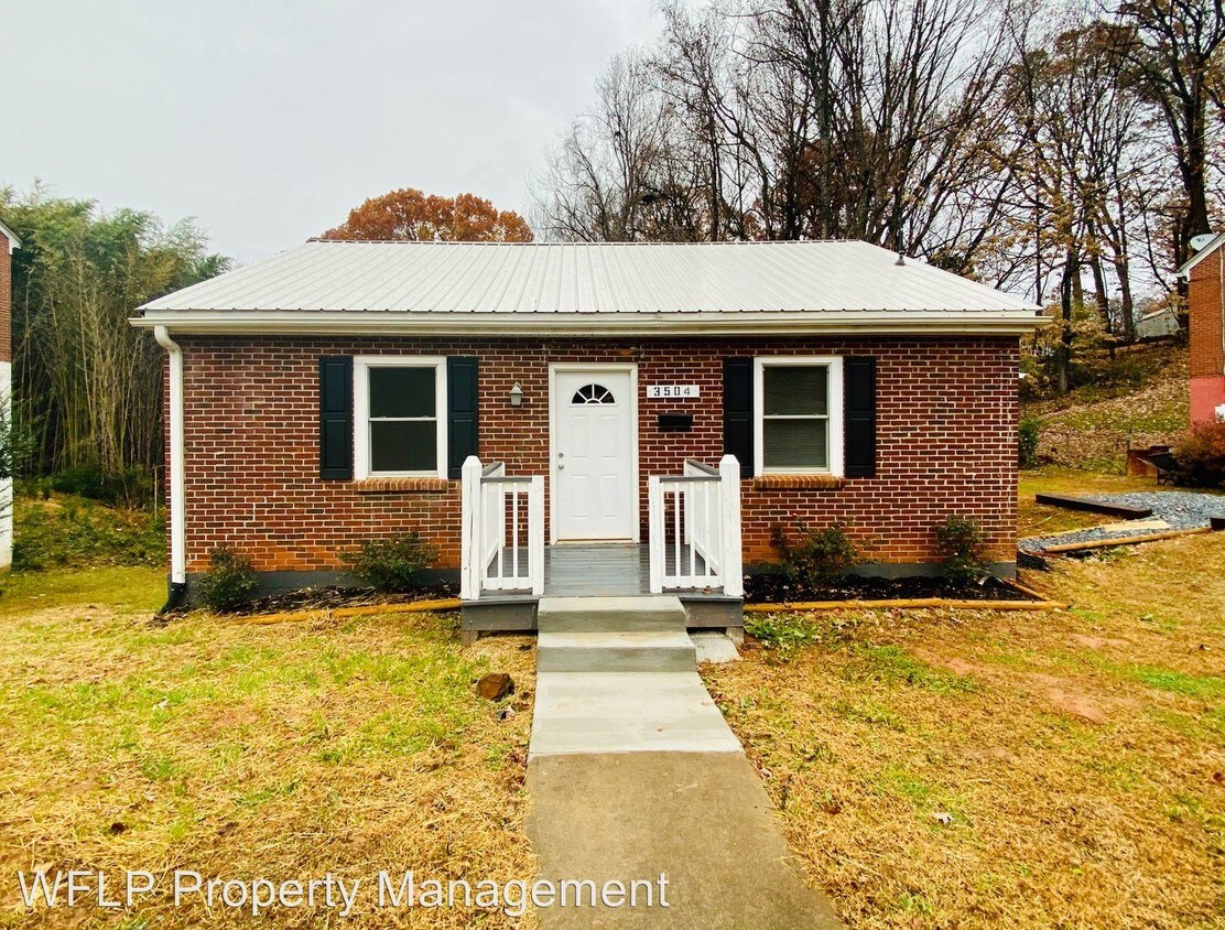 2 br, 1 bath House 3504 Powhatan St House Rental in Lynchburg, VA