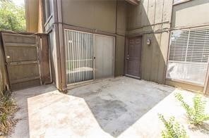 Building Photo - 4651 Country Creek Dr