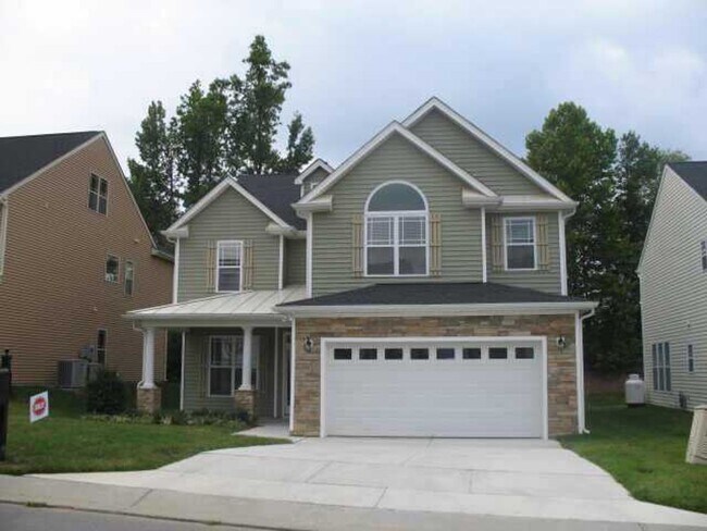 Building Photo - 3160 Landing Falls Ln