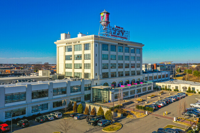 Building Photo - Cookie Factory Lofts