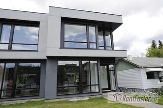 Building Photo - 1922-1932 32 Ave SW