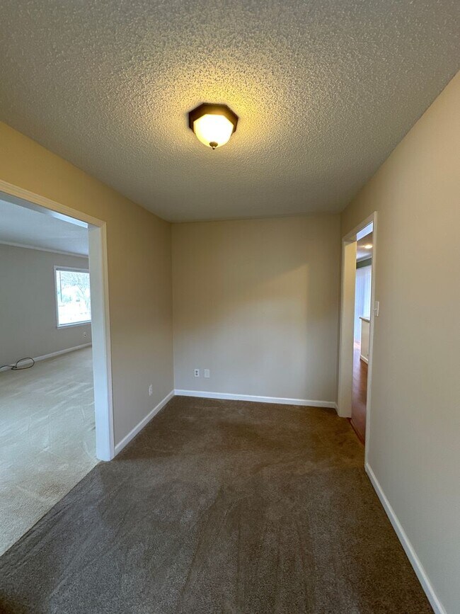 Building Photo - 206 Muriel Hooks Drive, Goldsboro, NC 27530