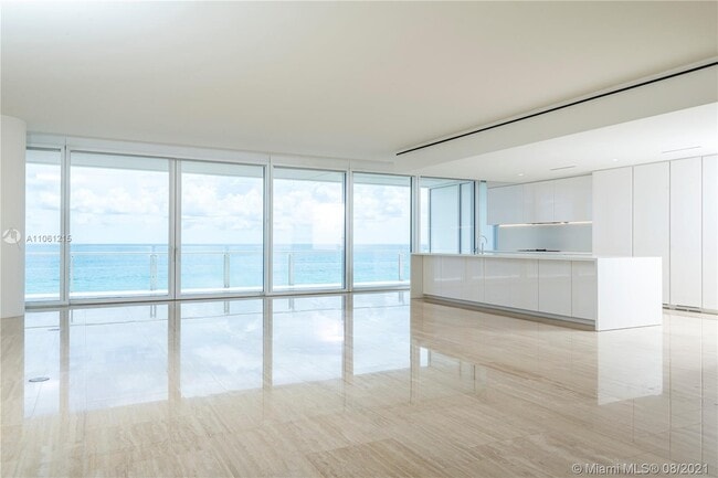 Building Photo - 9111 Collins Ave