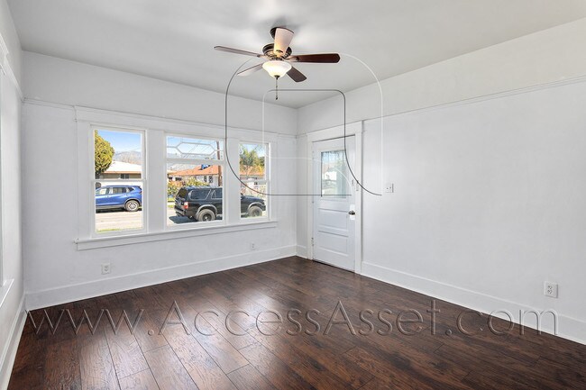Foto del edificio - 947 Spruce St W