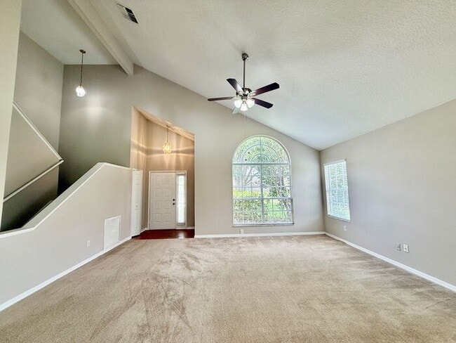 Photo - LARGE AND SPACIOUS 4/3 HOME IN EAST ORLANDO WEDGEFIED COMMUNITY