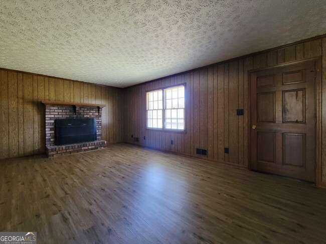Building Photo - 1173 Austin Rd