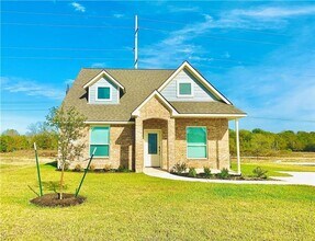 Building Photo - 7000 Canter Ct