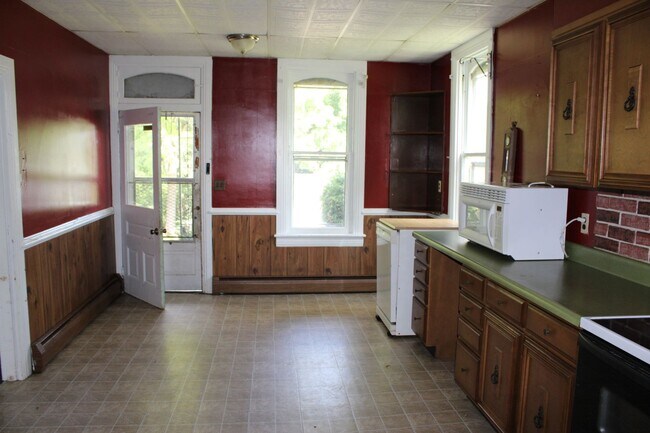 Building Photo - 941 Raver Ln