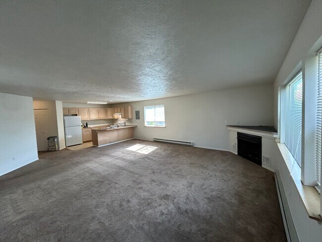 Diapositiva 2 6.18.18 - 220 E Mission Ave