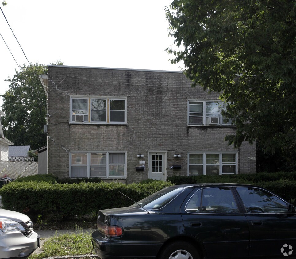 Foto del edificio - 70 Ross Ave