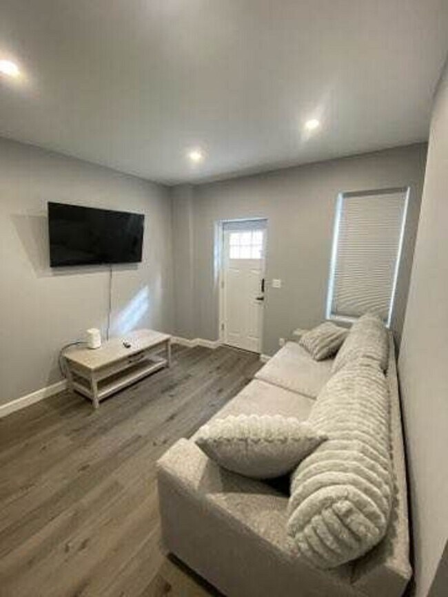 Living Room - 3511 Mulberry Way
