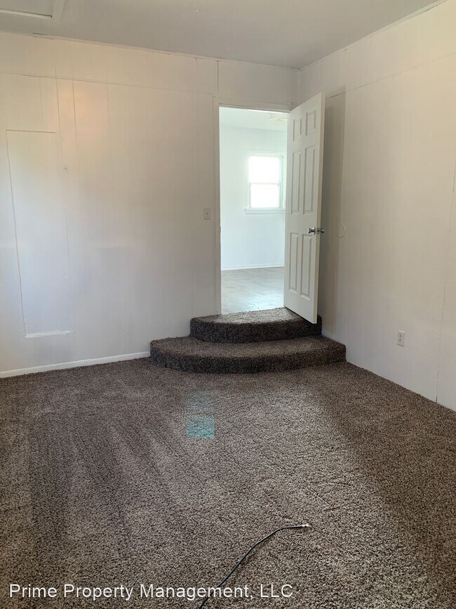 Building Photo - 3 br, 1 bath House - 1619 Sheldon