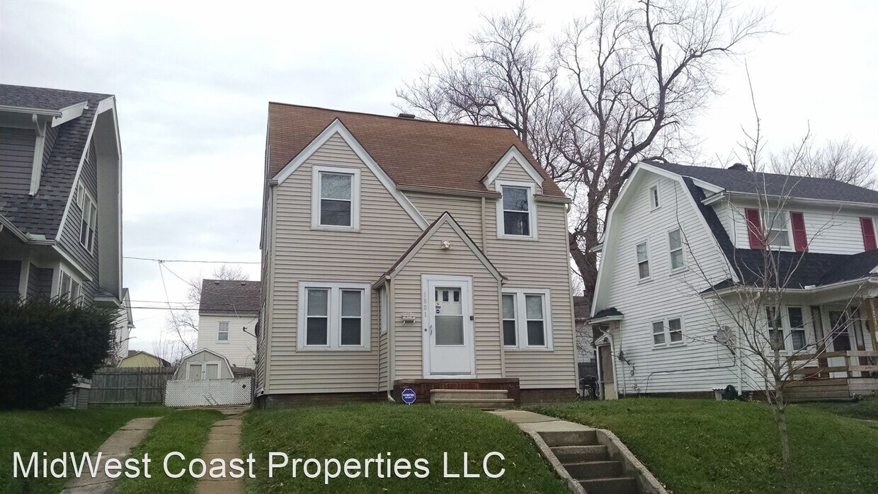 Foto principal - 3 br, 1 bath House - 1801 Pilgrim