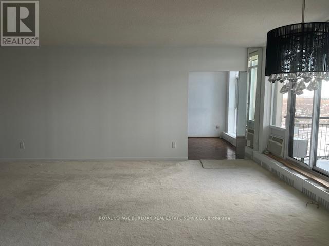 Photo du bâtiment - 5250 Lakeshore Rd.