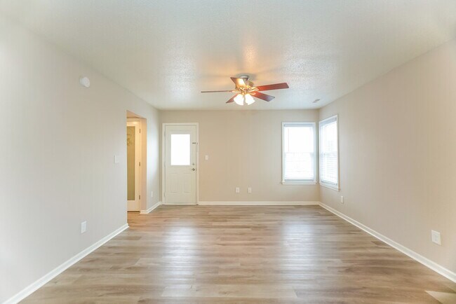 Building Photo - 9771 Jackson Way