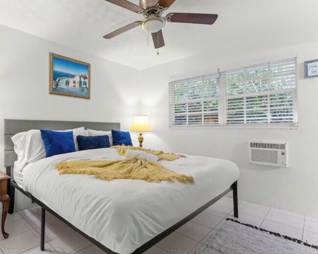 Foto del edificio - 820 NE 16th Ave