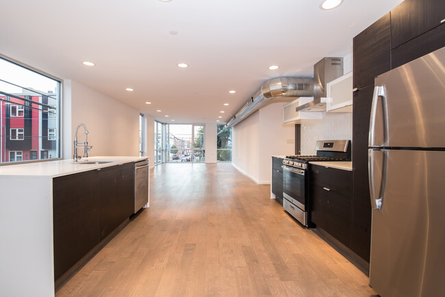 Foto del edificio - 1444 N 7th St