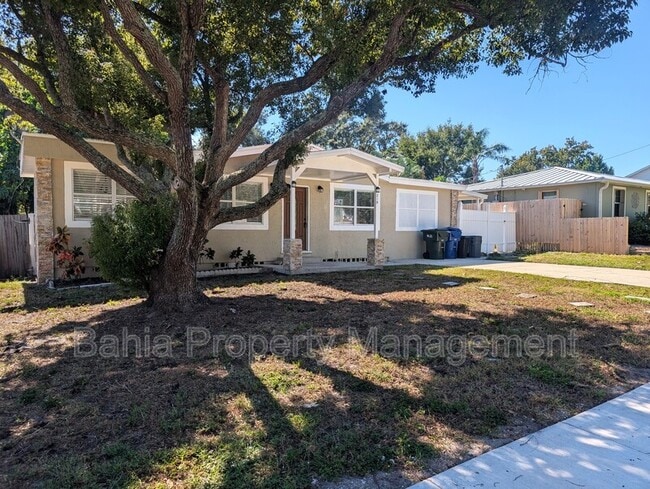 Foto del edificio - 219 6th Ave SW