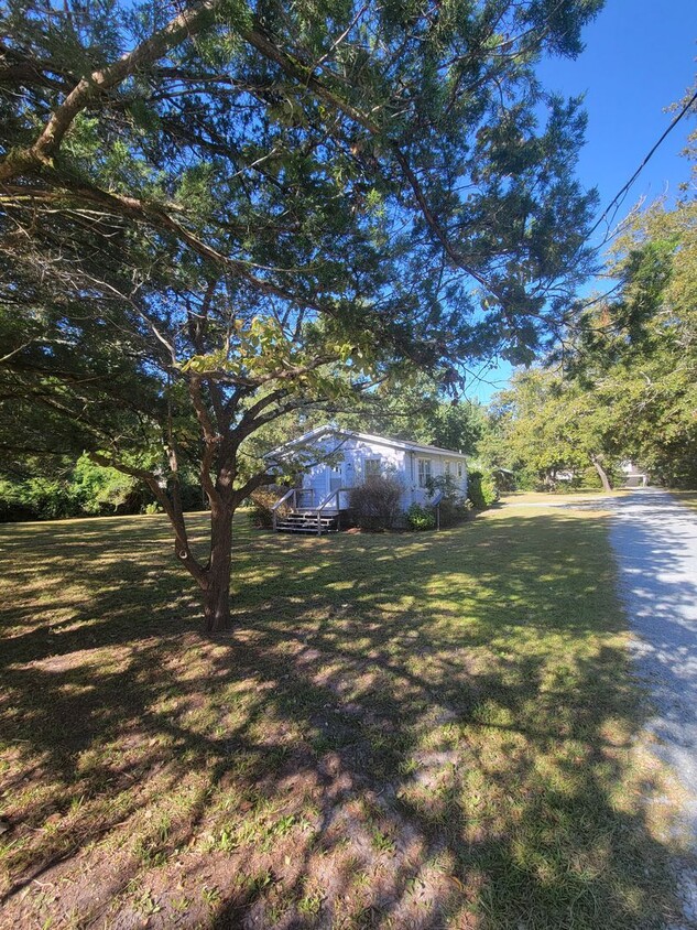 Primary Photo - OLEANDER DRIVE - MINUTES TO WRIGHTSVILLE B...