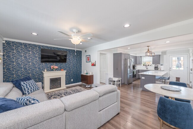 Open Floor Plan - 5076 Matilda St