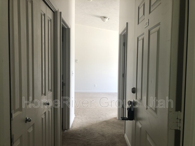 Foto del edificio - 380 N 500 W