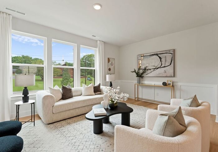 Primary Photo - FREE RENT! Stunning 4 Bed | 3.5 Bath Luxur...