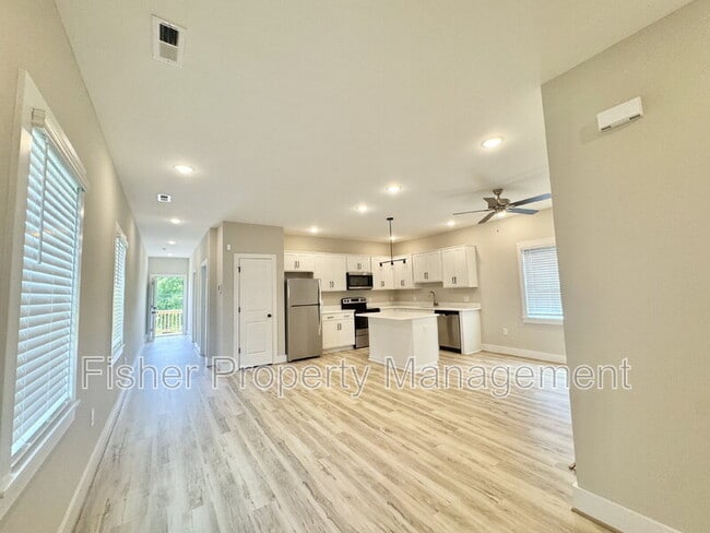 Foto del edificio - 1537 Rogers St